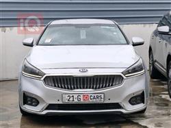 كيا كادينزا